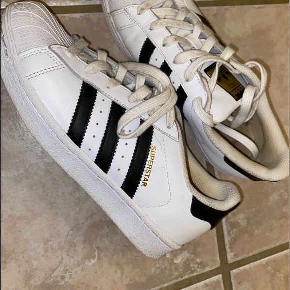 Adidas superstar - Picture 1 of 3